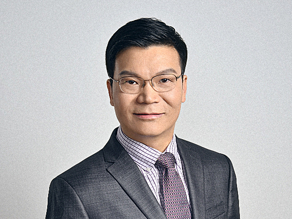 王连平